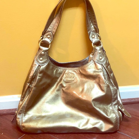 EUC Coach Maggie Antique Soft patent leather purse - Picture 2 of 16